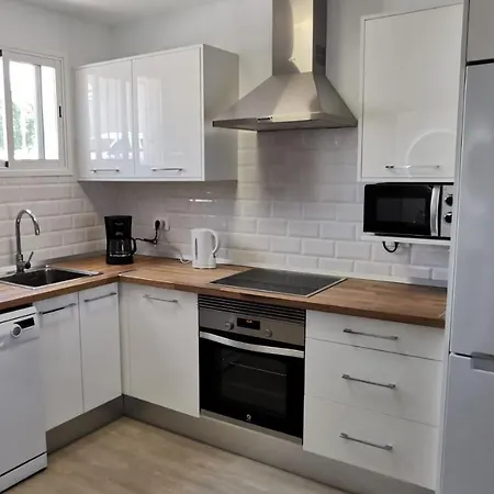 Hortensia أذيخي